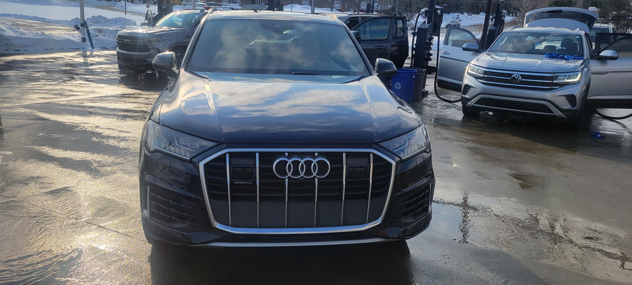 2021 Audi Q7 - View 3